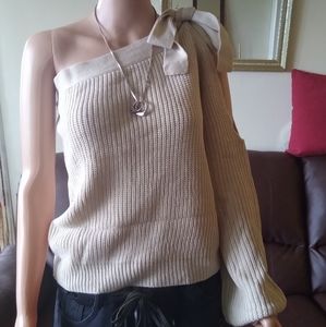 SOLD! Beautiful 💝 Bow Beige Off-Shoulder Sweater